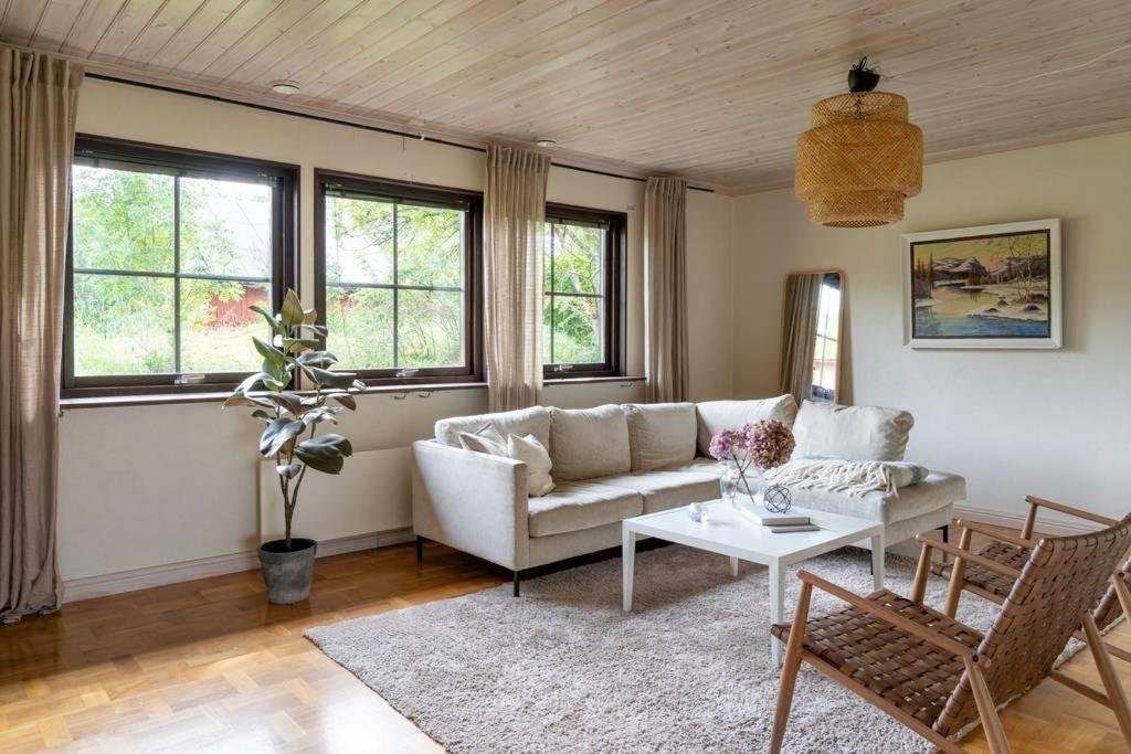A Countryside Villa Close To Uppsala! Ngoại thất bức ảnh